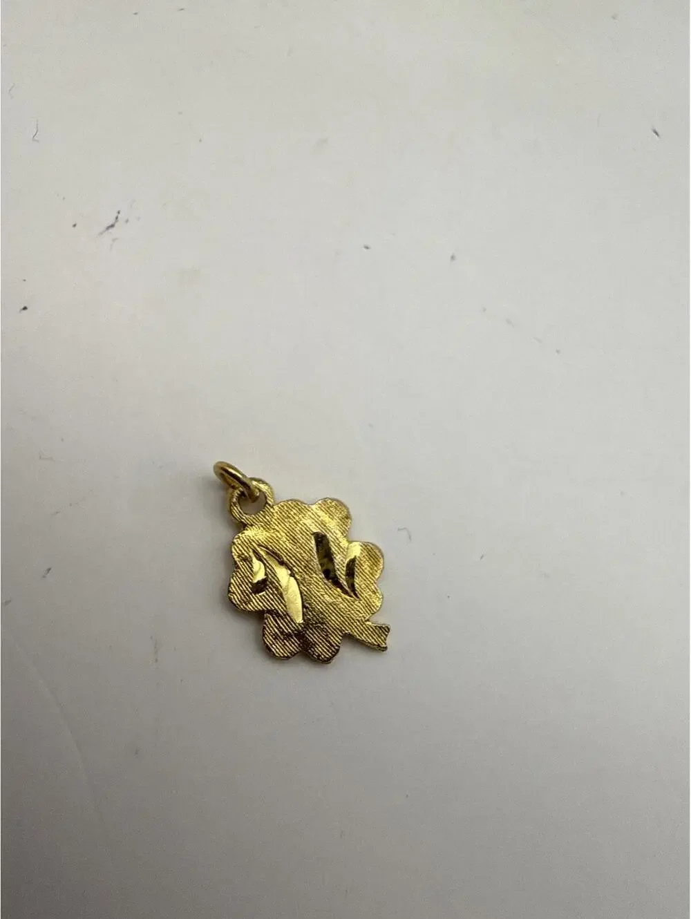 Vintage Gold Tone Leaf Charm Pendant Extra Small